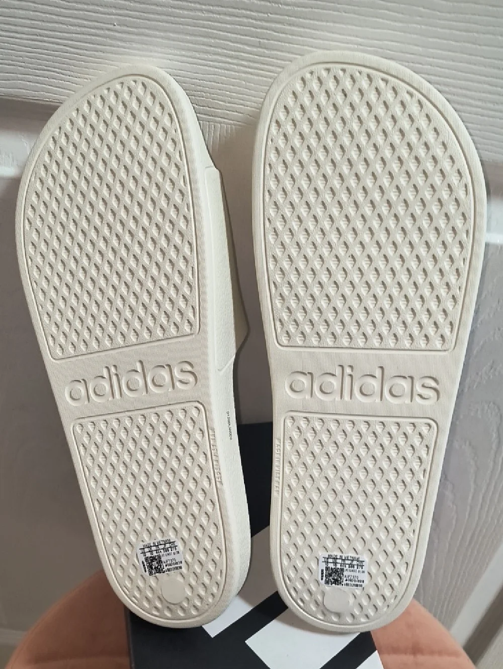 Adidas Adilette Aqua Slides Off White Size 10 NIB